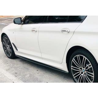 DPT V-1 tröskelförlängare (för M-Sport/M5 trösklar, svart högglans) BMW 5-serien G30/G31 2017–2023 foto 1