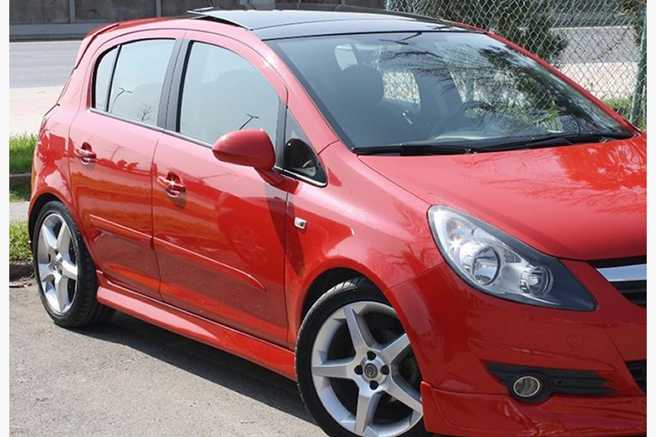Opel Corsa D 2007–2014 Sidokjolar DPT V-1 (svart högglans) Image