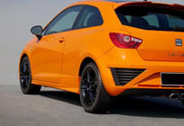 Seat Ibiza 2010–2017 Sidokjolar DPT V-1 (Coupe, svart högblank) foto 2