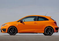 Seat Ibiza 2010–2017 Sidokjolar DPT V-1 (Coupe, svart högblank) foto 4