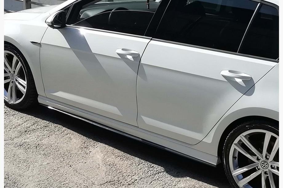 Volkswagen Golf 7/E-Golf 2012–2020 Sidokjolar DPT V-2 (svart högglans) Image