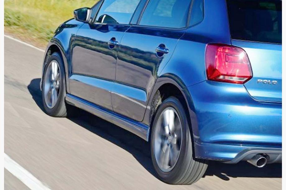 Volkswagen Polo 2010–2017 Sidokjolar DPT V-3 (svart högglans) Image