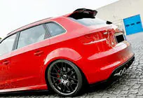 Audi A3 2012–2020 DPT V-1 spoiler (HB, blanksvart) foto 1