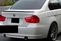 BMW 3-serie E90/E91 2005–2011 M3-Style spoiler (för E90, blank svart) foto 6
