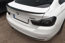 BMW 4-serie F32/F33/F36 2012–2020 PSM-style spoiler (för F32, blanksvart) foto 2
