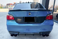 BMW 5-serien E60/E61 2003–2010 Spoiler M4-Style (svart högglans) foto 3
