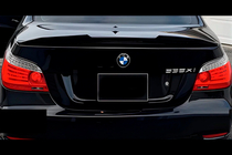BMW 5-serien E60/E61 2003–2010 Spoiler i PSM-stil (blank svart) foto 1