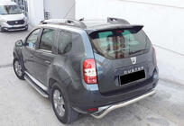 Dacia Duster 2008–2018 DPT spoiler (svart högglans) foto 1
