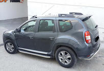 Dacia Duster 2008–2018 DPT spoiler (svart högglans) foto 2