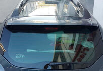 Dacia Duster 2008–2018 DPT spoiler (svart högglans) foto 3