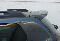 Dacia Duster 2008–2018 DPT spoiler (svart högglans) foto 10