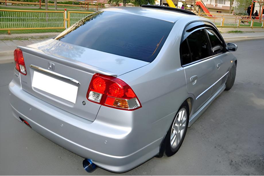 Honda Civic Sedan VII 2001–2006 DPT spoiler (svart högglans) Image