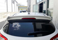 Kia Rio 2012–2017 Spoiler DPT (HB, svart högglans) foto 3