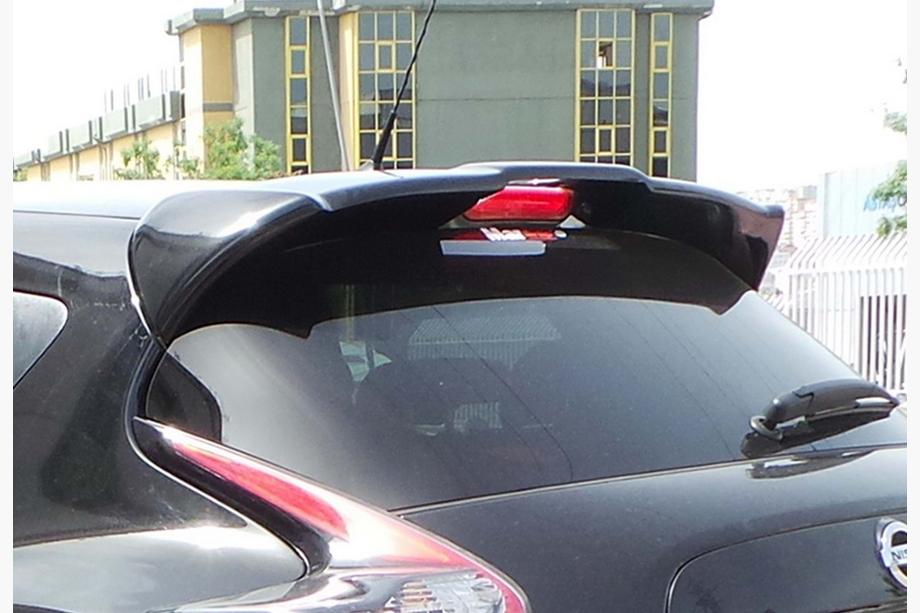 Nissan Juke 2010–2019 Spoiler DPT V-1 (svart högglans) Image