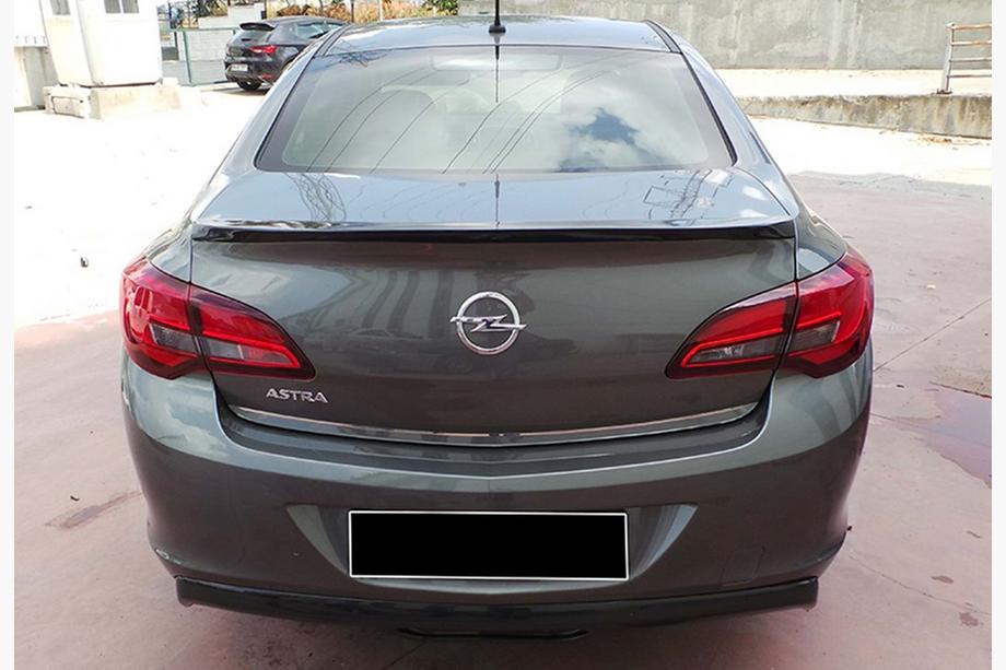 Opel Astra J 2009–2015 Spoiler DPT V-2 (SD, blanksvart) Image