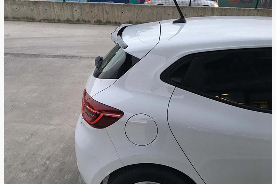 Renault Clio V 2019– Spoiler DPT V-1 (svart högglans) Foto 6