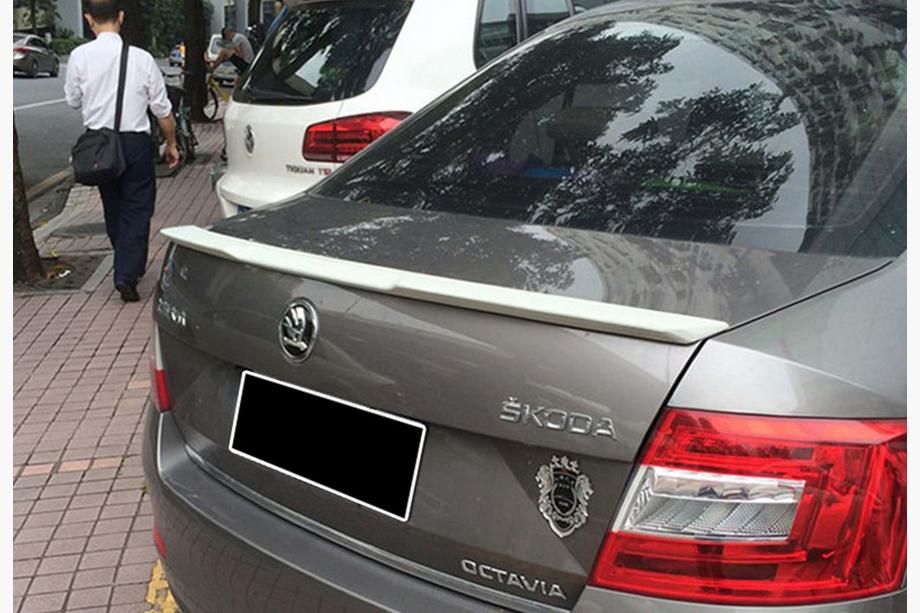 Skoda Octavia III A7 2013–2019 Spoiler DPT V-2 (svart högglans) Image