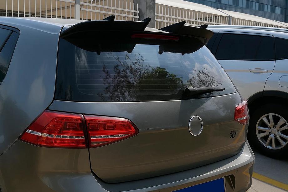 Volkswagen Golf 7/E-Golf 2012–2020 Spoiler DPT V-7 (för Base HB, svart högglans) Foto 2