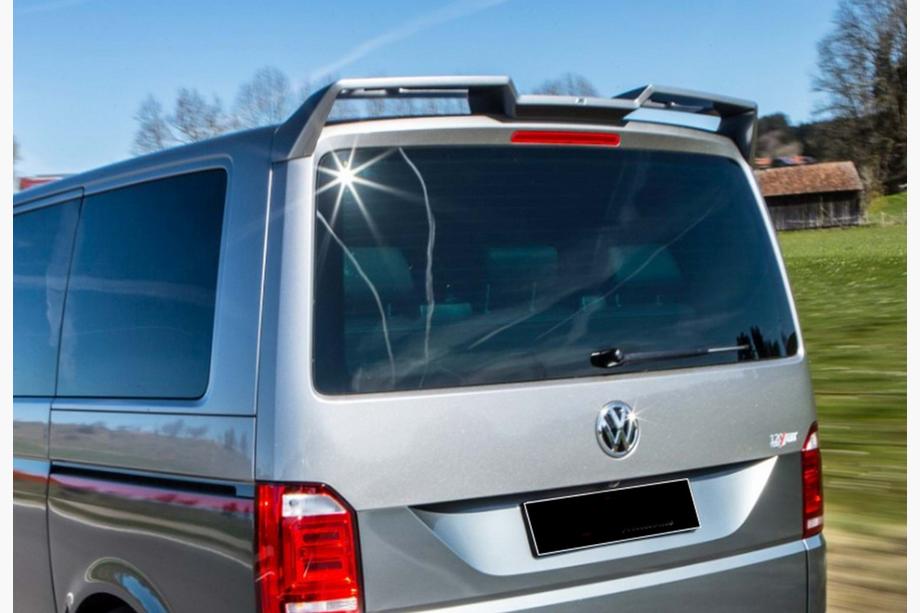 Volkswagen T6 2015–2024 DPT spoiler (svart högglans) Image