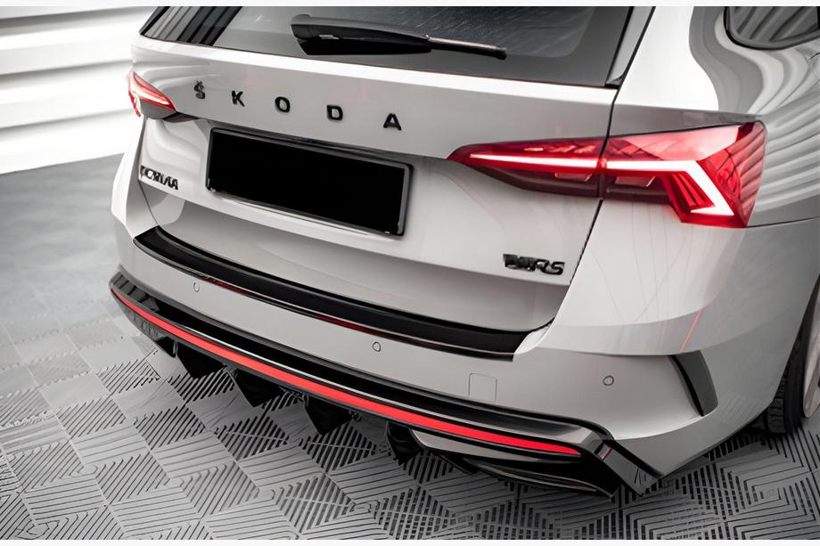 Skoda Octavia IV A8 2020– Bakre diffusor DPT (svart högglans) Foto 1