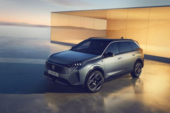 Test av Peugeot 5008 III generationen (2024)