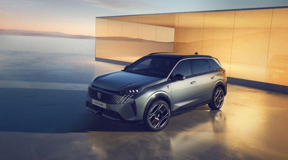 Test av Peugeot 5008 III generationen (2024)