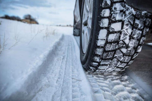 Vilka bildäck är bäst för körning i snö?