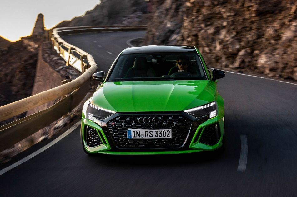 Audi RS 3: genomgång av den kompakta sport-sedanen