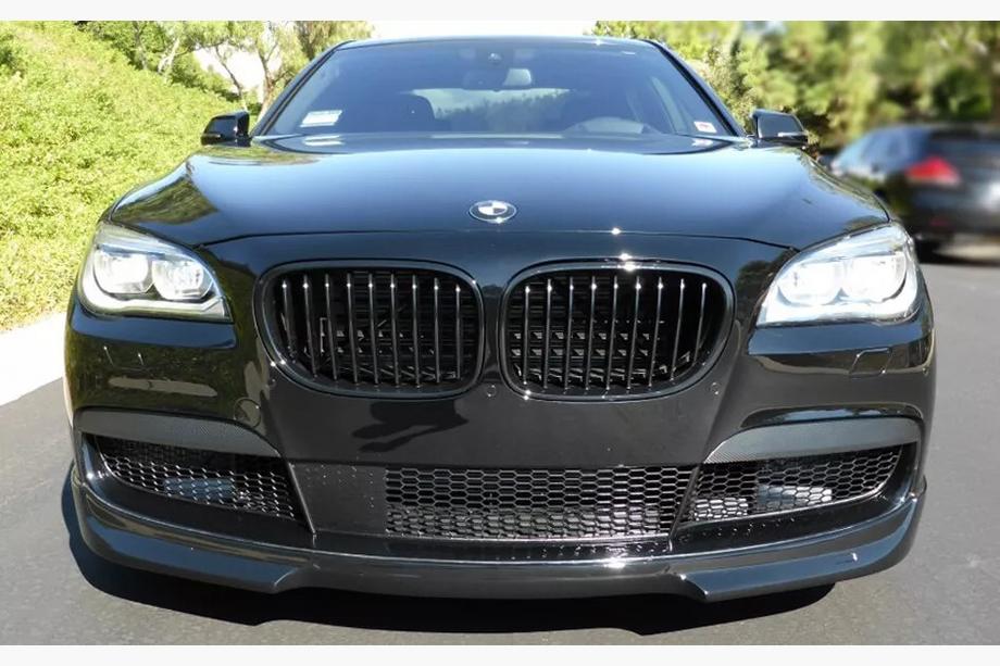 BMW 7-serien F01/F02 2008–2015 Njurgrill 1 Bar (svart högglans) Image