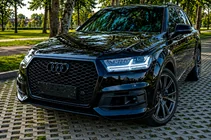 Audi Q7 2015–2026 RS-style frontgrill (2015-2019, svart) foto 4