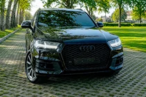 Audi Q7 2015–2026 RS-style frontgrill (2015-2019, svart) foto 3
