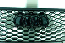 Audi Q7 2015–2026 RS-style frontgrill (2015-2019, svart) foto 7
