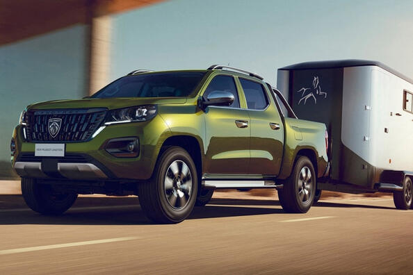 Peugeot Landtrek 2025: test av nya pickupen för den ukrainska marknaden