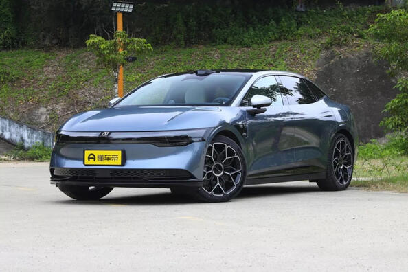 Zeekr 007: test av eldriven sedan
