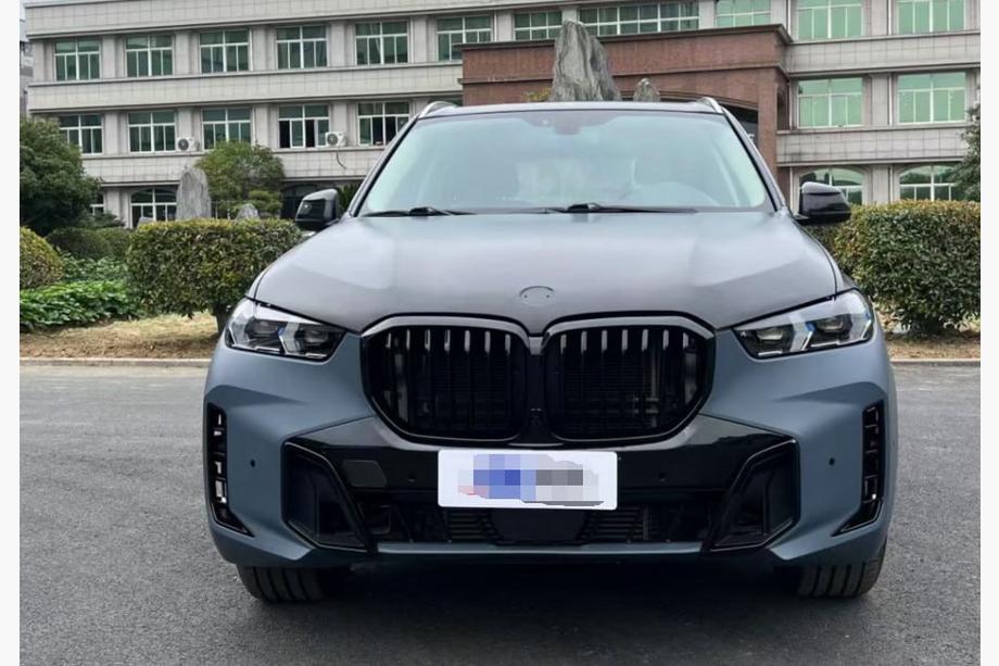 BMW X5 F15 2013–2018 Facelift-konverteringssats till X5M F95 2024 (utan byte av baklucka) Foto 4