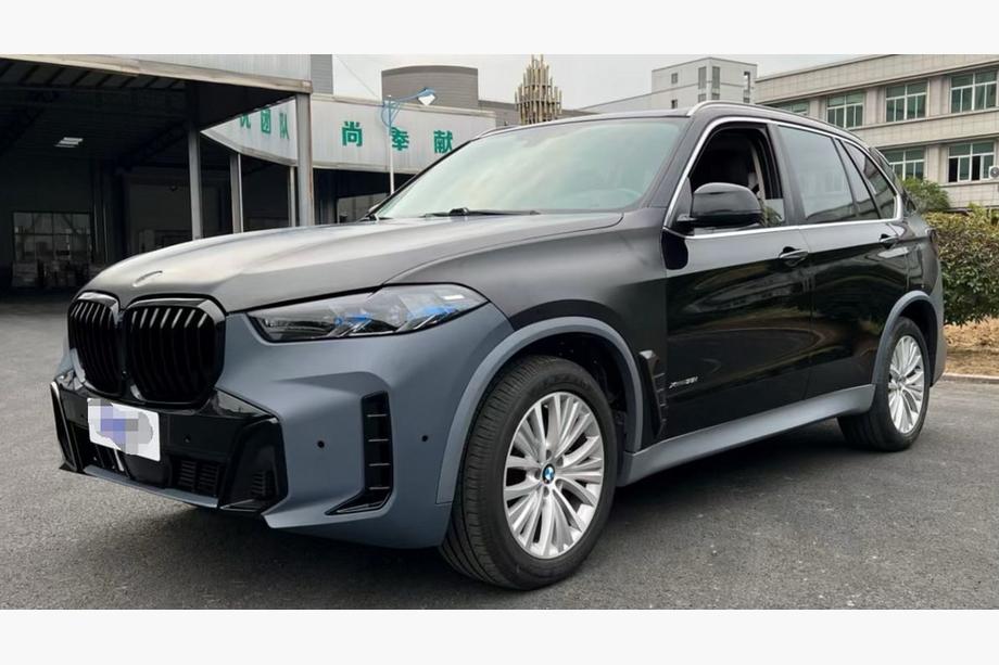 BMW X5 F15 2013–2018 Facelift-konverteringssats till X5M F95 2024 (utan byte av baklucka) Foto 2