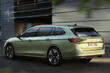 Skoda Superb Combi 2024: test av en kombi i businessklass foto 4