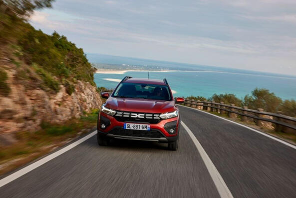 Test av Dacia Jogger: uppdatering av första generationen