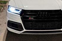 Audi Q5 2017–2025 Frontgrill SQ-Style (2017-2020, svart) foto 1