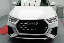 Audi Q3 2019–2025 Främre stötfångare RSQ-Style foto 11