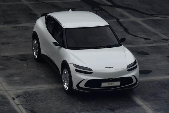 Genesis GV60: test av den elektriska crossovern