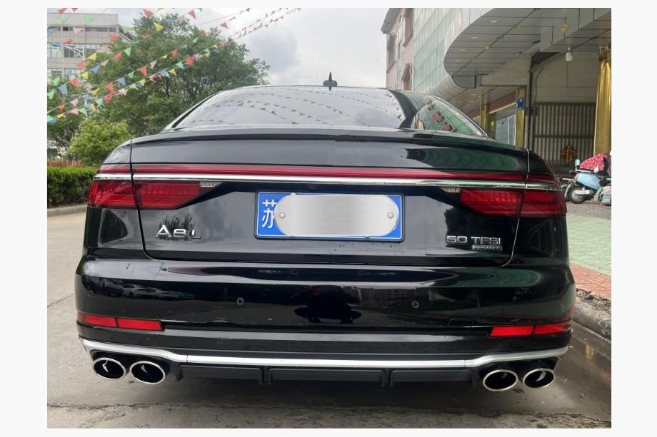 Audi A8 2018– Bakre diffuser med avgasändrör S-Style (2022+) Image