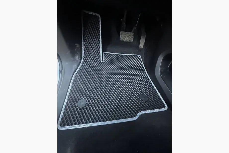 Chevrolet Bolt 2016–2023 EVA golvmattor (EUV, svarta) Foto 2