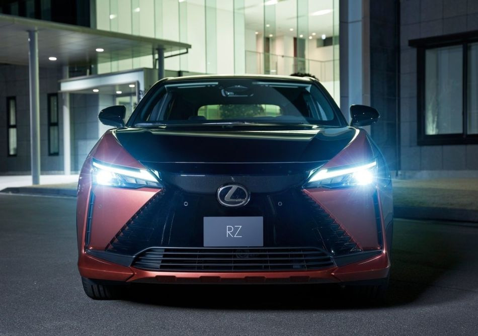 Test av elbilen Lexus RZ
