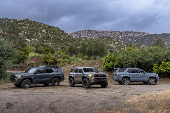 Toyota 4Runner i sjätte generationen 2024: SUV-test Foto 4
