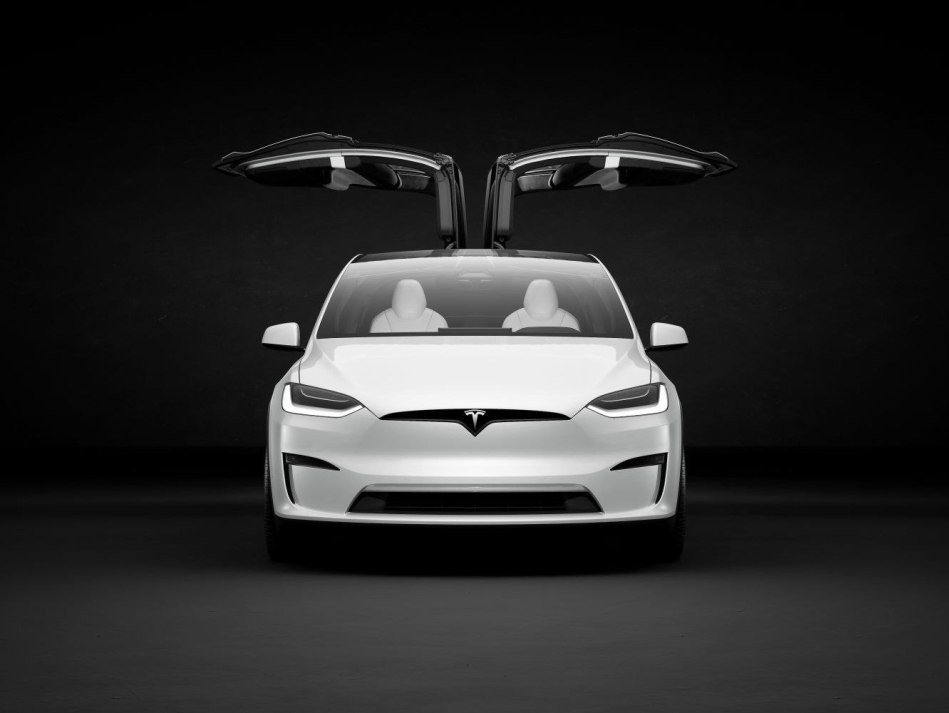 Test av Tesla Model X: facelift av första generationen