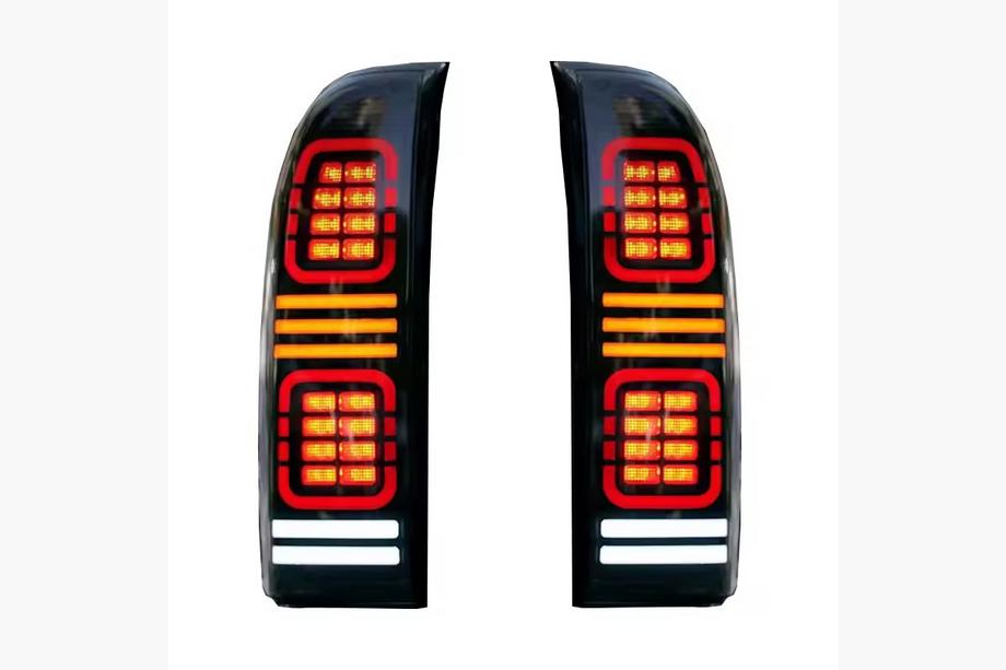 Nissan Patrol Y61 1997–2011 Bakljus Smoke Black LED (2004-2008, 2 st) Image