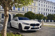 Test av BMW M8 Gran Coupe (F93): facelift av coupén foto 1
