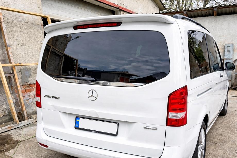 Mercedes Vito/V-klass W447 2014– ABS-spoiler (vit högglans) Image
