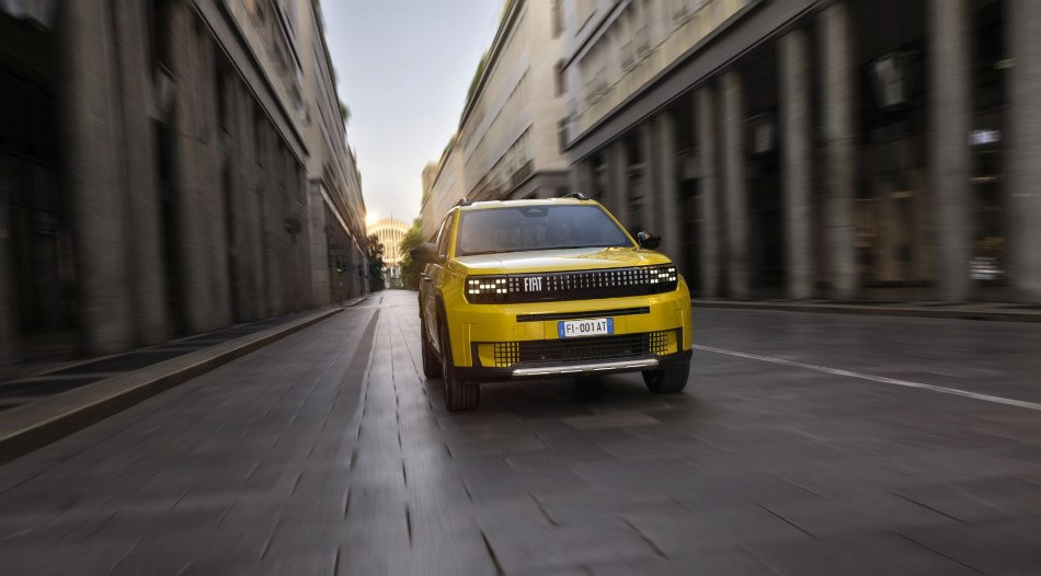 Test av den kompakta stads-elbilen Fiat Grande Panda Electric